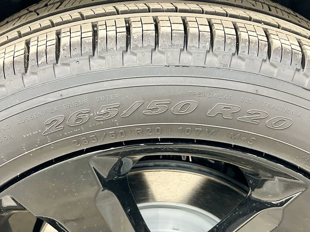 New 2025 Jeep Grand Cherokee L Limited w/ Black Appearance Package image 42