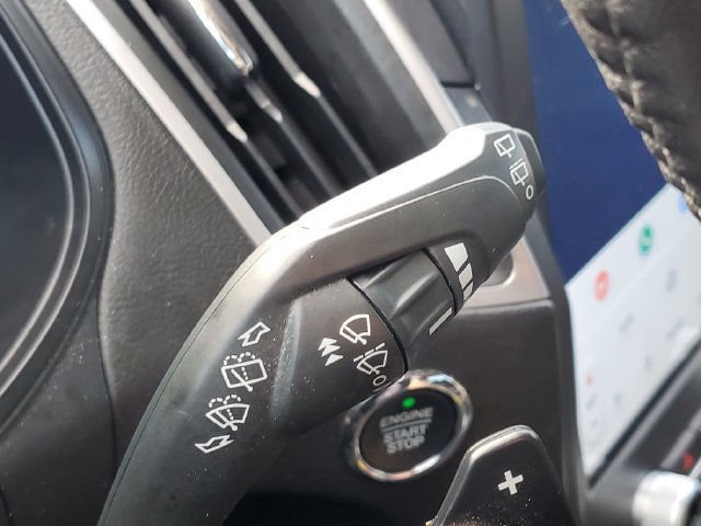 Used 2022 Ford Edge SEL w/ Convenience Package AWD/4WD image 12