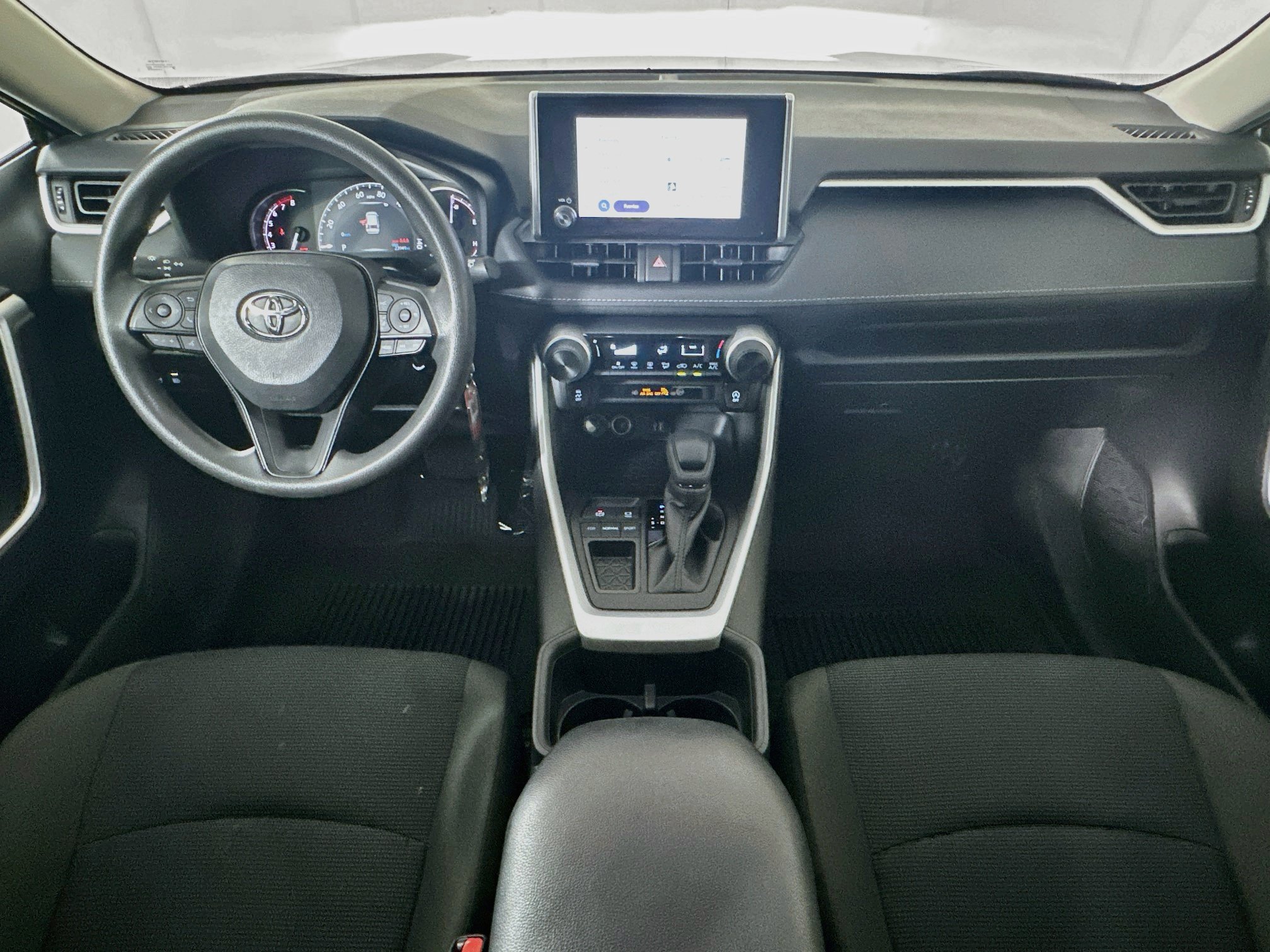 Used 2024 Toyota RAV4 LE FWD image 26