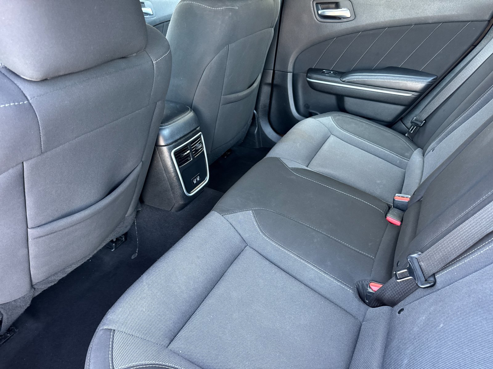 Used 2022 Dodge Charger SXT RWD image 14