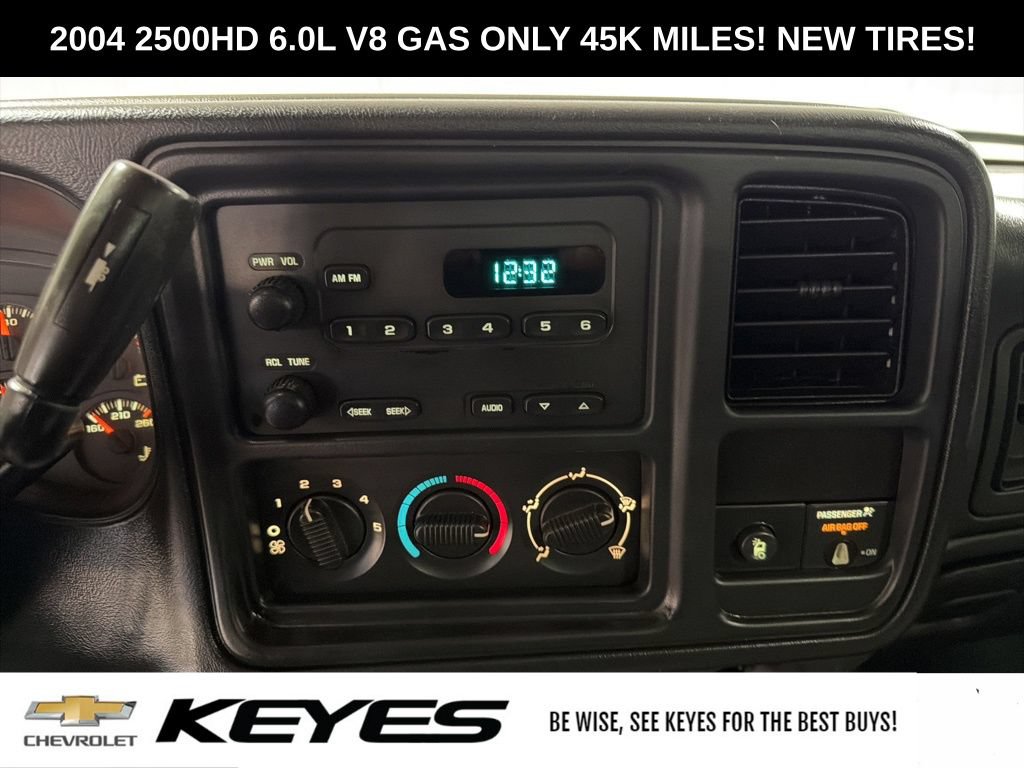 Used 2004 Chevrolet Silverado 2500 W/T w/ Snow Plow Prep Package AWD/4WD image 22