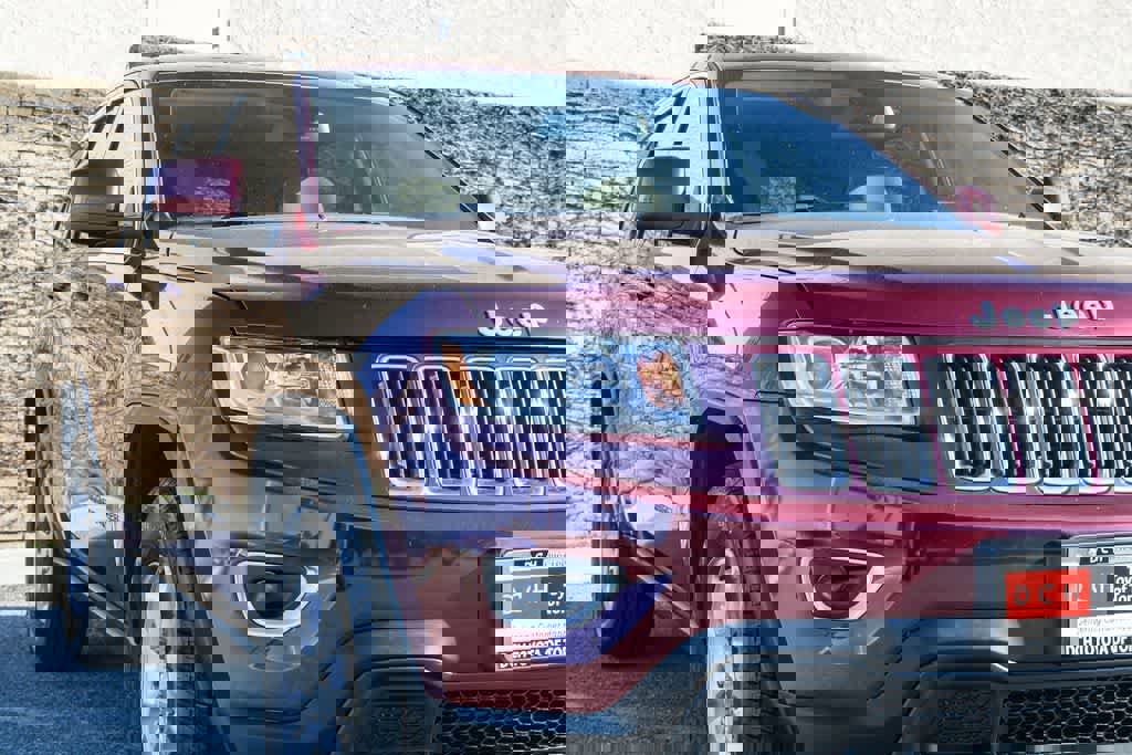 Used 2016 Jeep Grand Cherokee Laredo w/ Quick Order Package 23E image 4