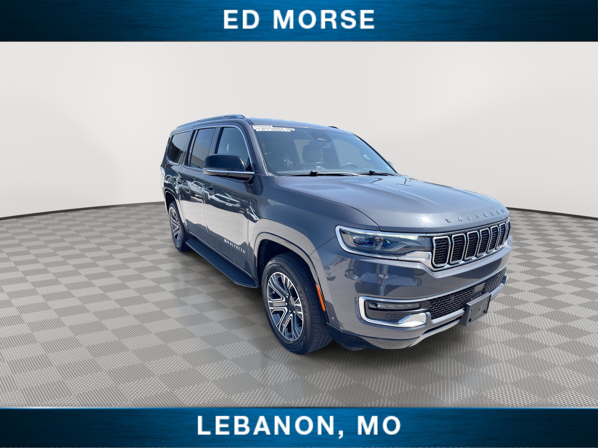 Used 2024 Jeep Wagoneer L Series II w/ Flexible Seating Group AWD/4WD image 2
