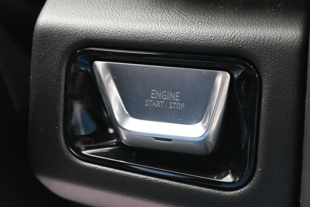 New 2026 GMC Yukon AT4 w/ AT4 Premium Package AWD/4WD image 38