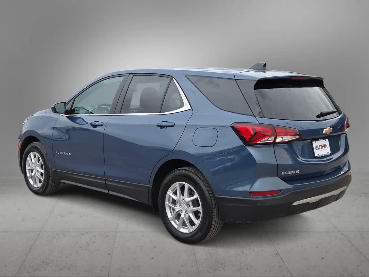 Used 2024 Chevrolet Equinox LT w/ LPO, Floor Liner Package FWD image 6