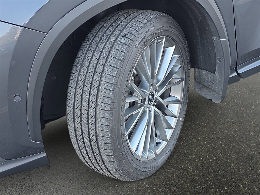 Used 2025 Lexus NX 350h AWD w/ Rear Seat Package image 34