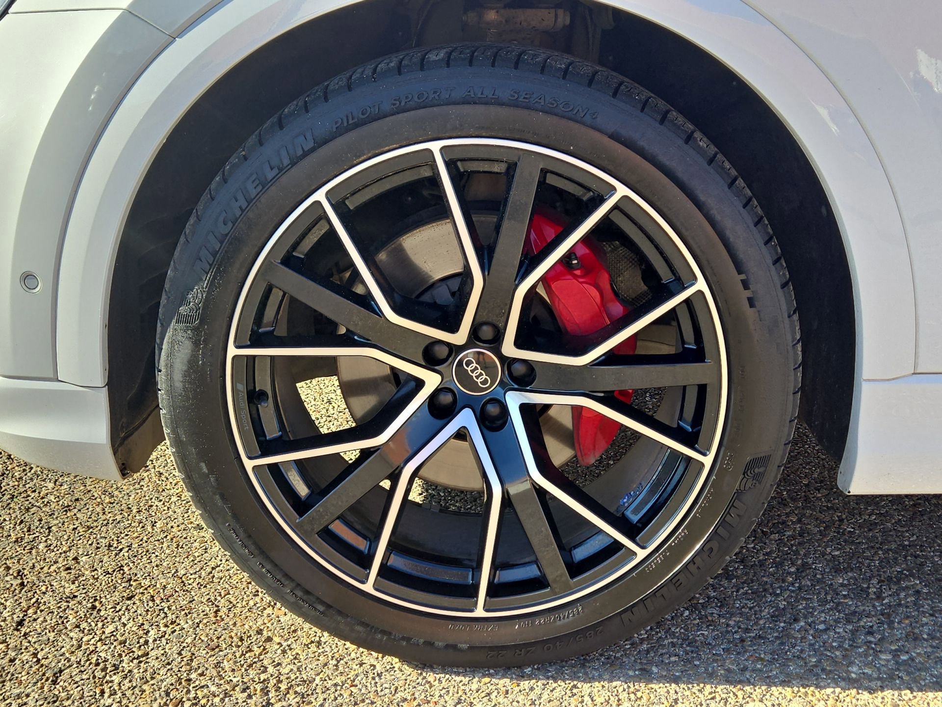 Used 2021 Audi Q8 Prestige w/ Prestige Package image 11