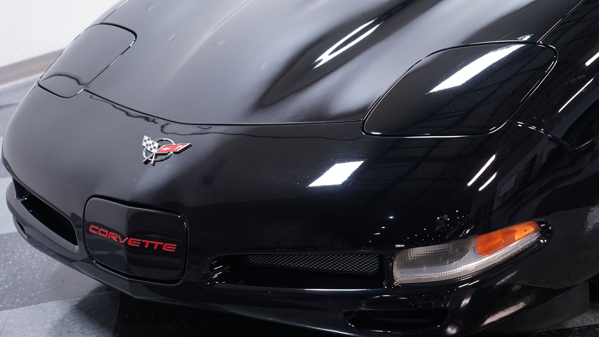 Used 2000 Chevrolet Corvette Coupe image 18