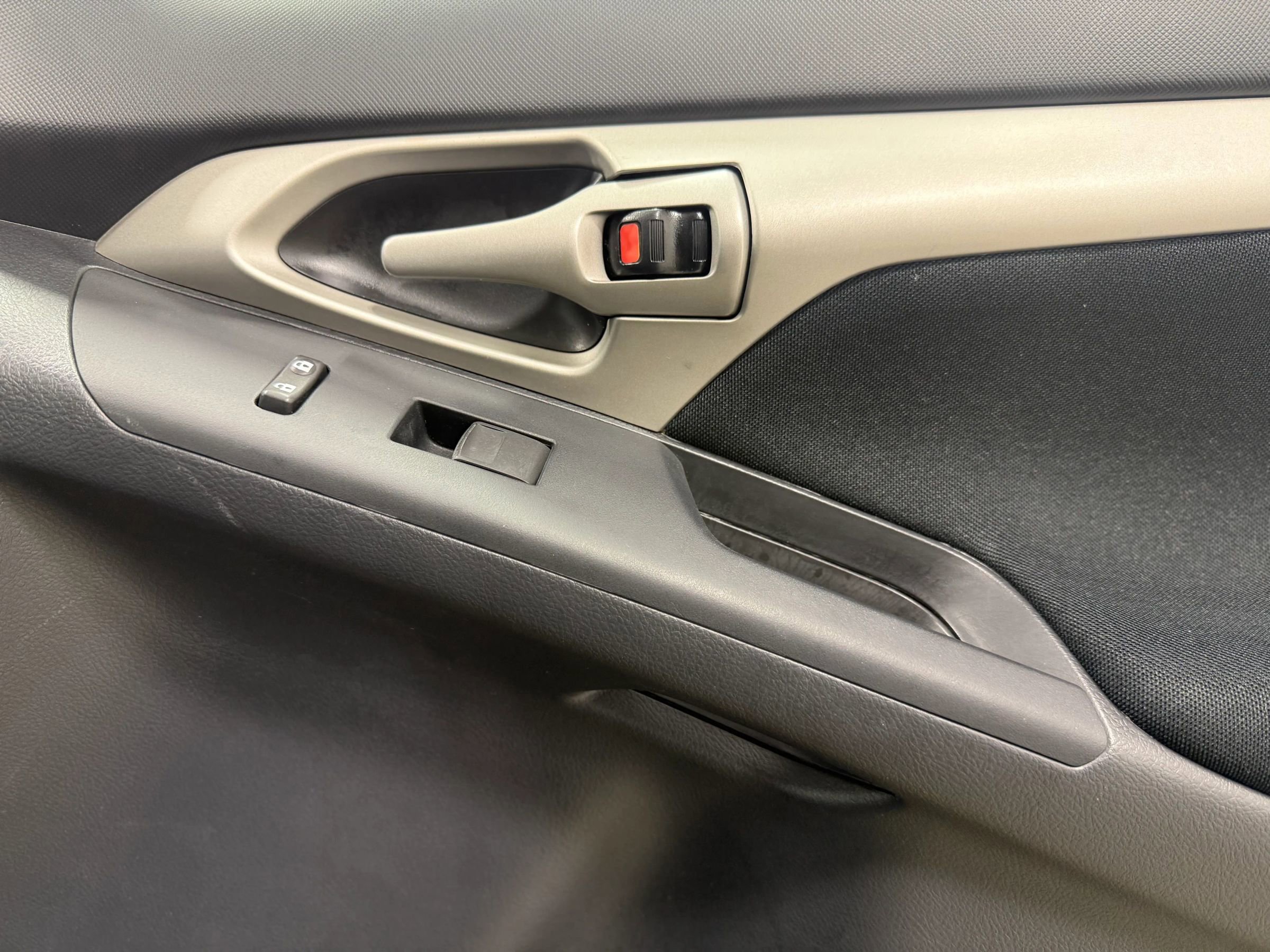 Used 2013 Toyota Matrix S w/ S Sport Pkg image 24