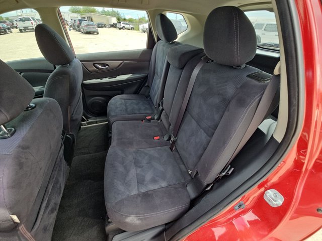 Used 2016 Nissan Rogue S AWD/4WD image 17