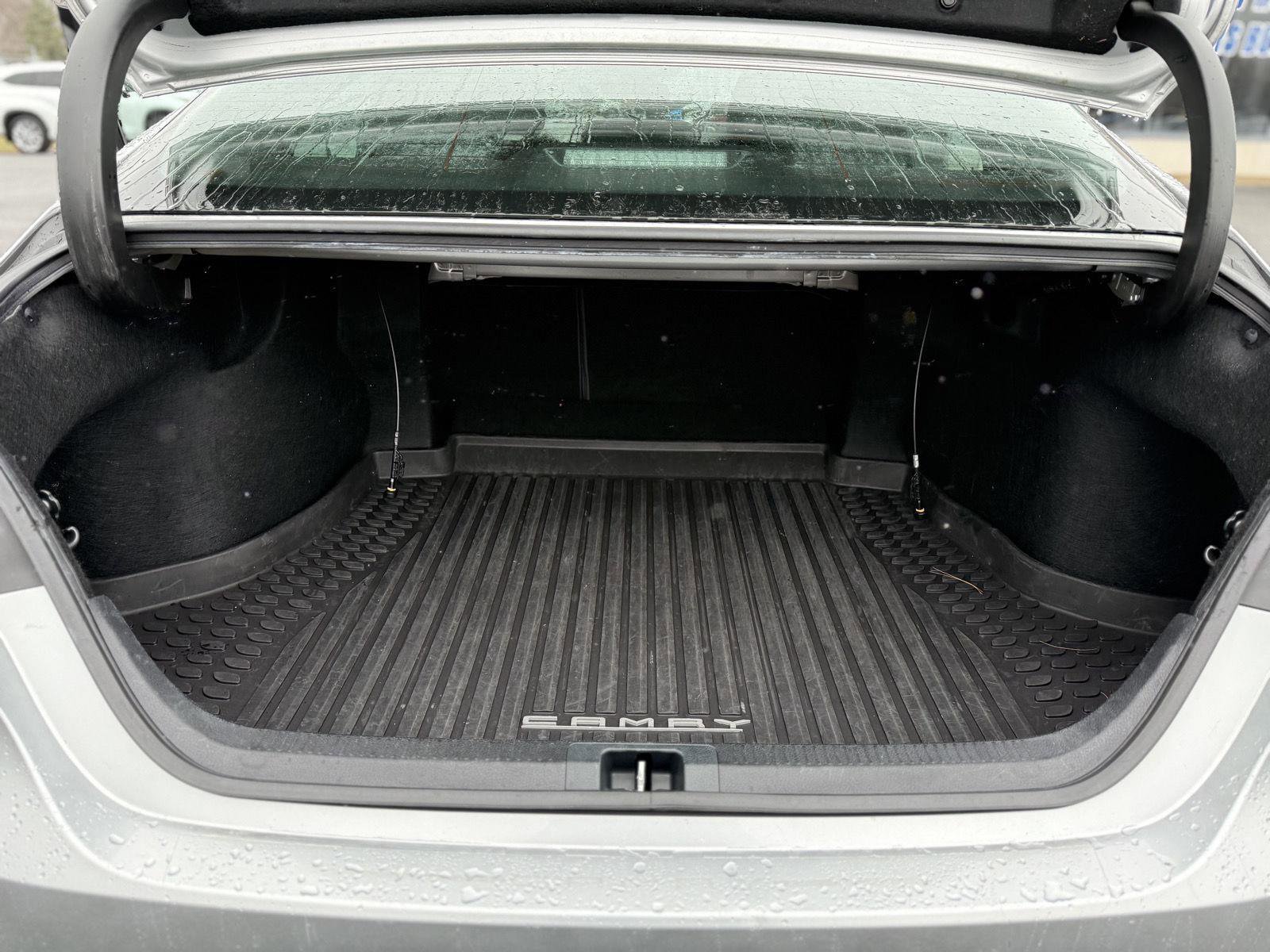 Used 2018 Toyota Camry LE w/ Protection Package (Q2) image 10