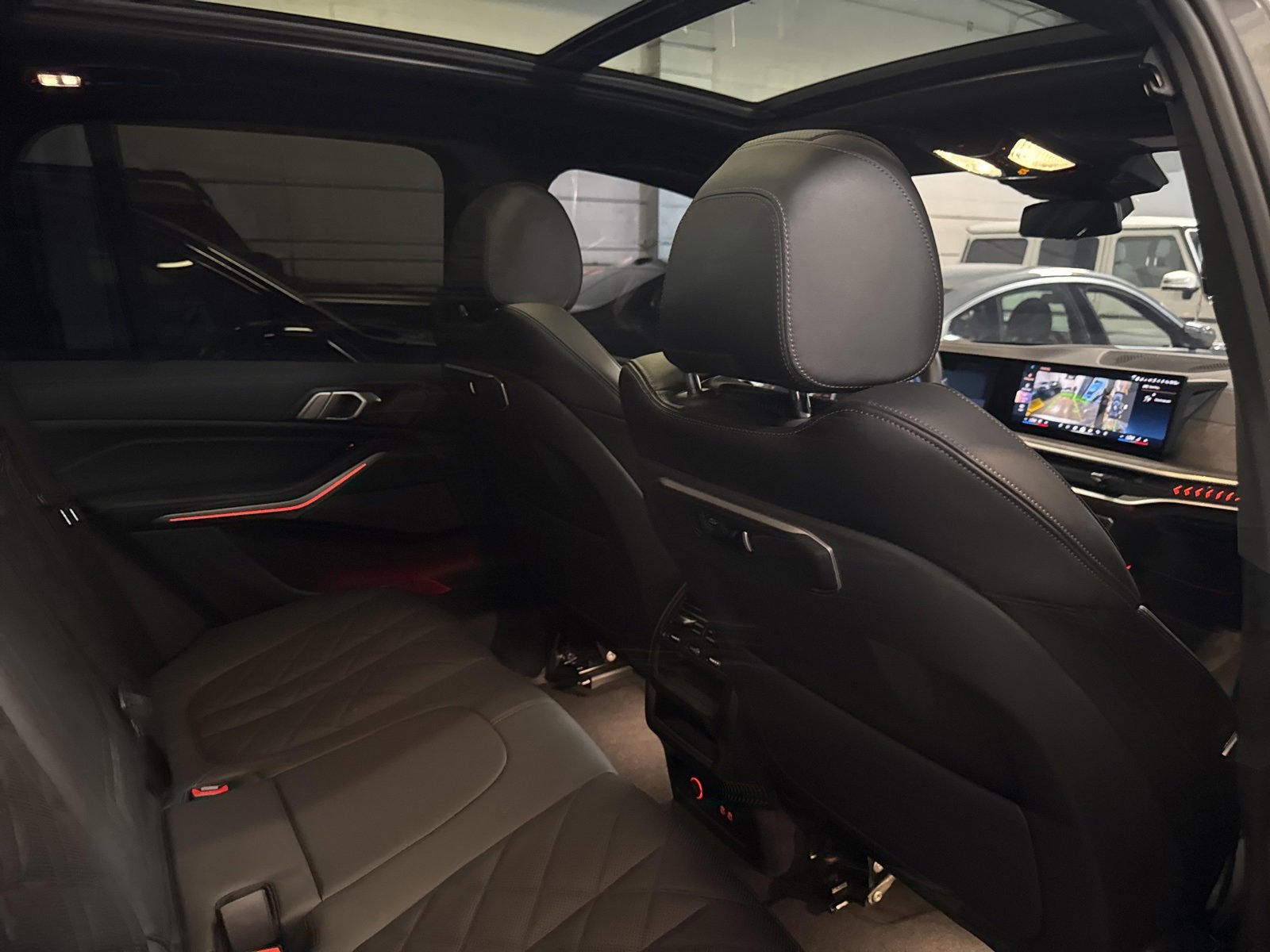 Used 2024 BMW X5 xDrive40i w/ M Sport Package image 24