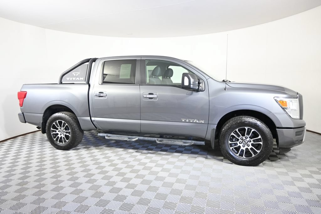 Used 2021 Nissan Titan SV w/ SV Convenience Package AWD/4WD image 9