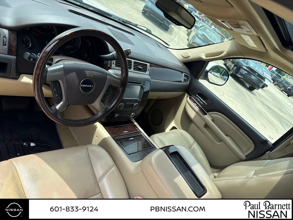 Used 2014 GMC Yukon Denali RWD image 18