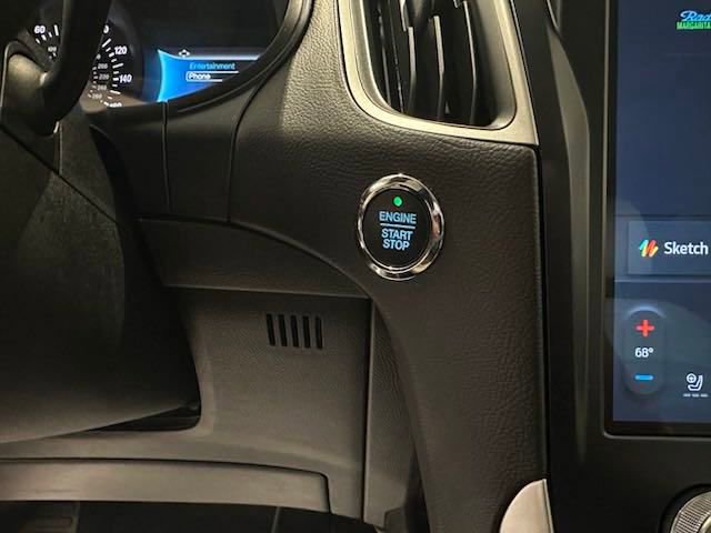 Used 2024 Ford Edge SEL w/ Convenience Package image 14