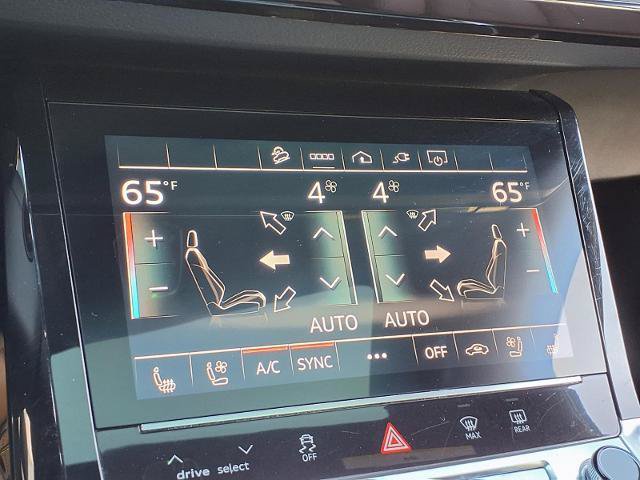 Used 2022 Audi e-tron Premium Plus AWD/4WD image 8