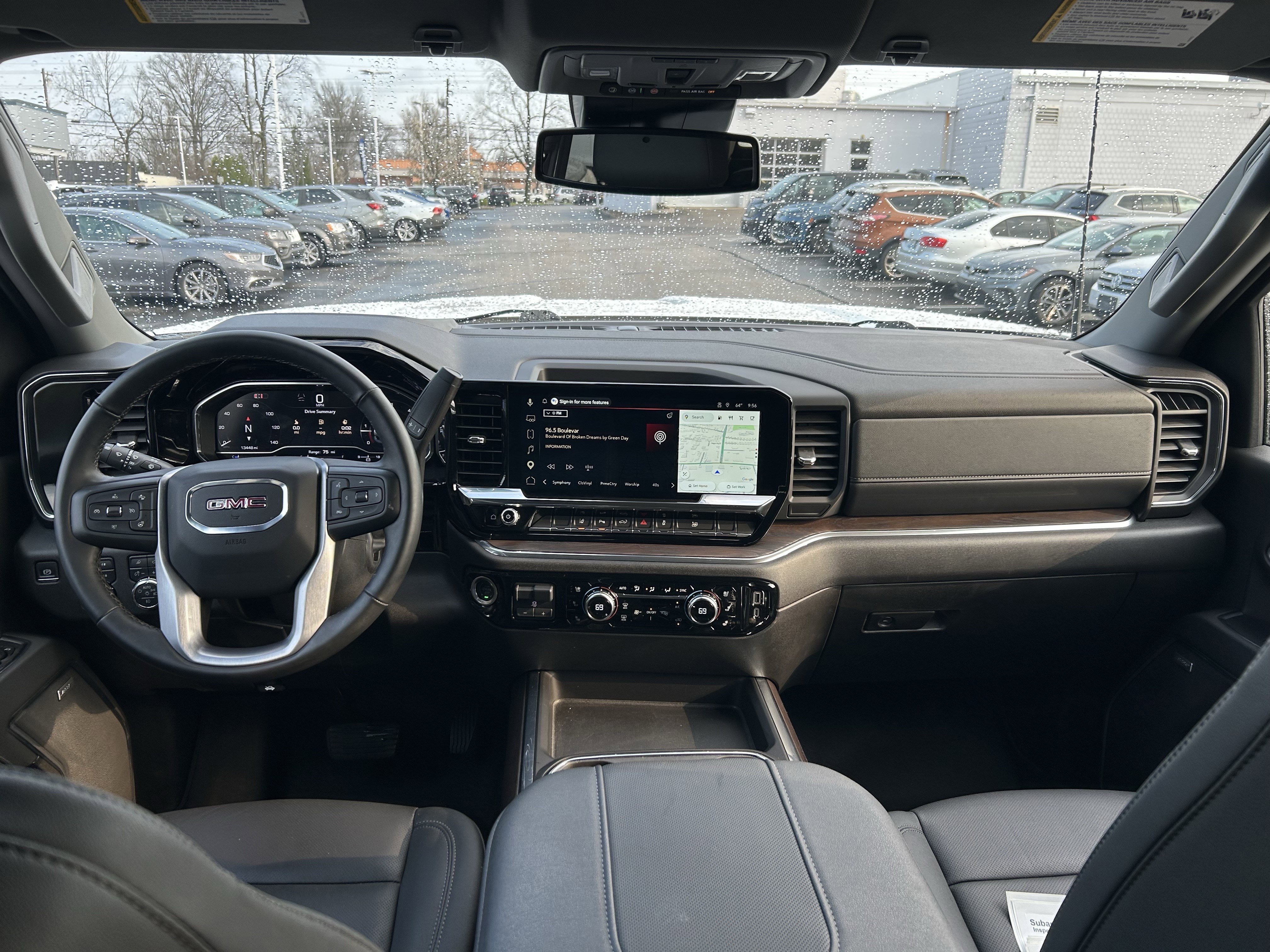 Used 2025 GMC Sierra 2500 SLT w/ SLT Premium Package image 17