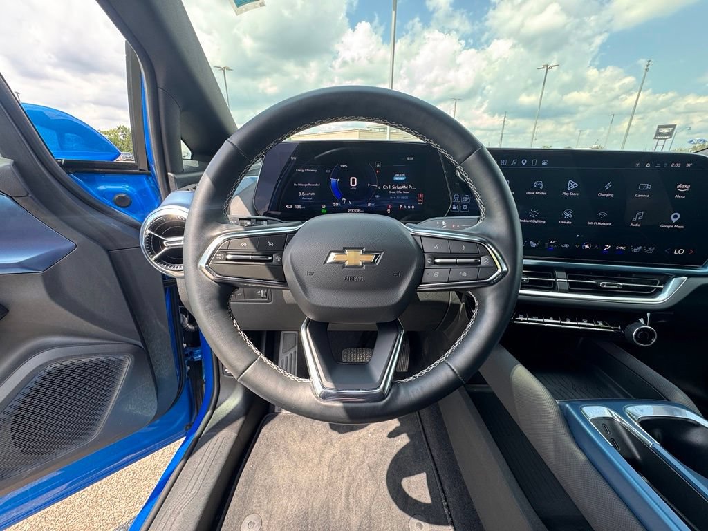Used 2024 Chevrolet Equinox EV LT FWD image 18