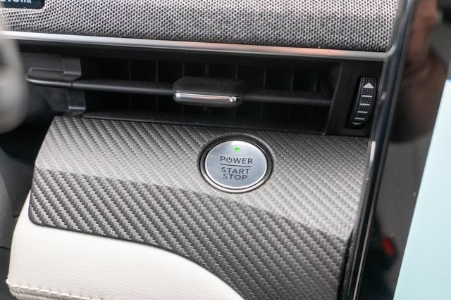 Used 2021 Ford Mustang Mach-E Premium AWD/4WD image 25