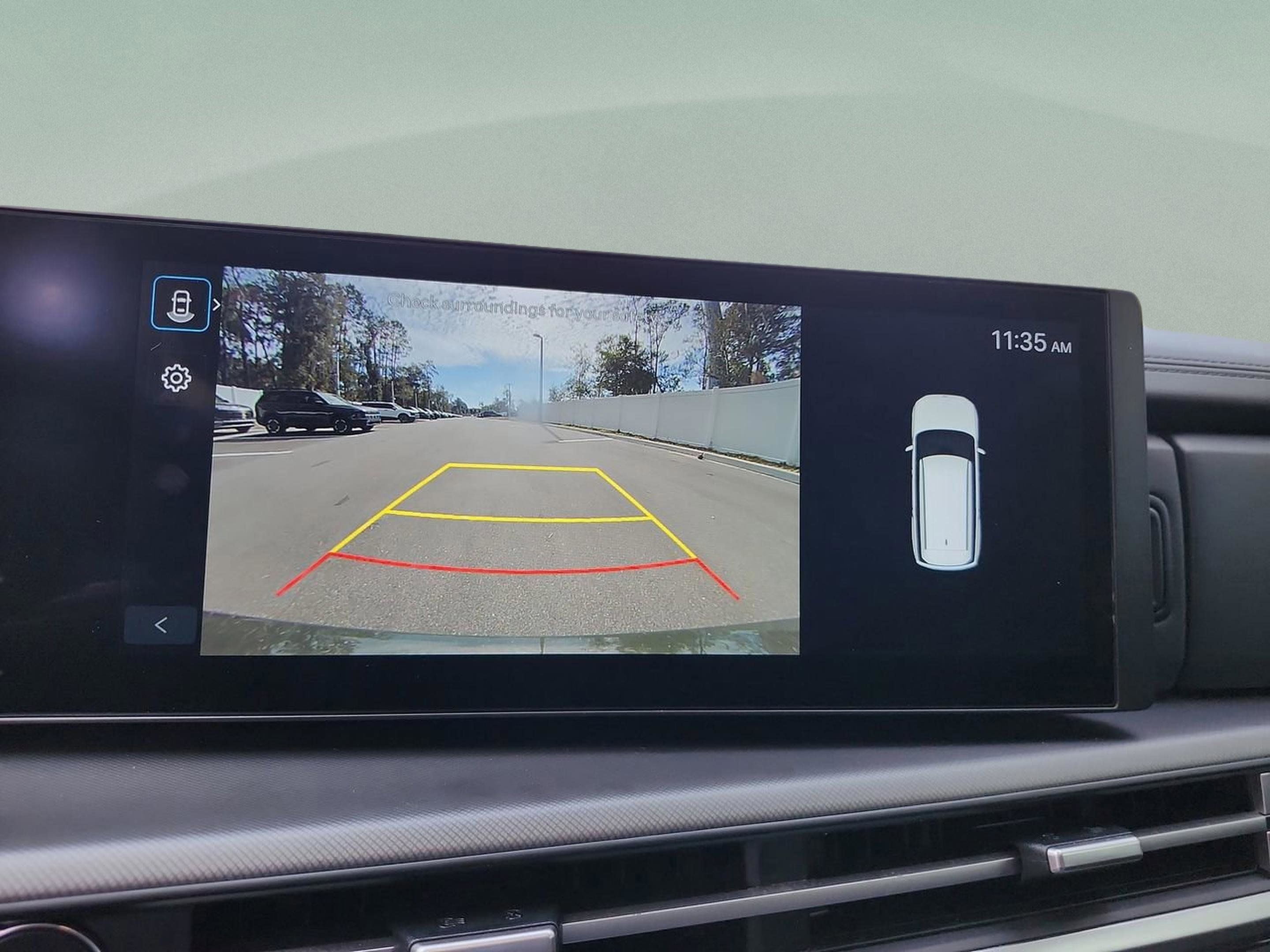 Certified 2025 Hyundai Santa Fe SEL image 21