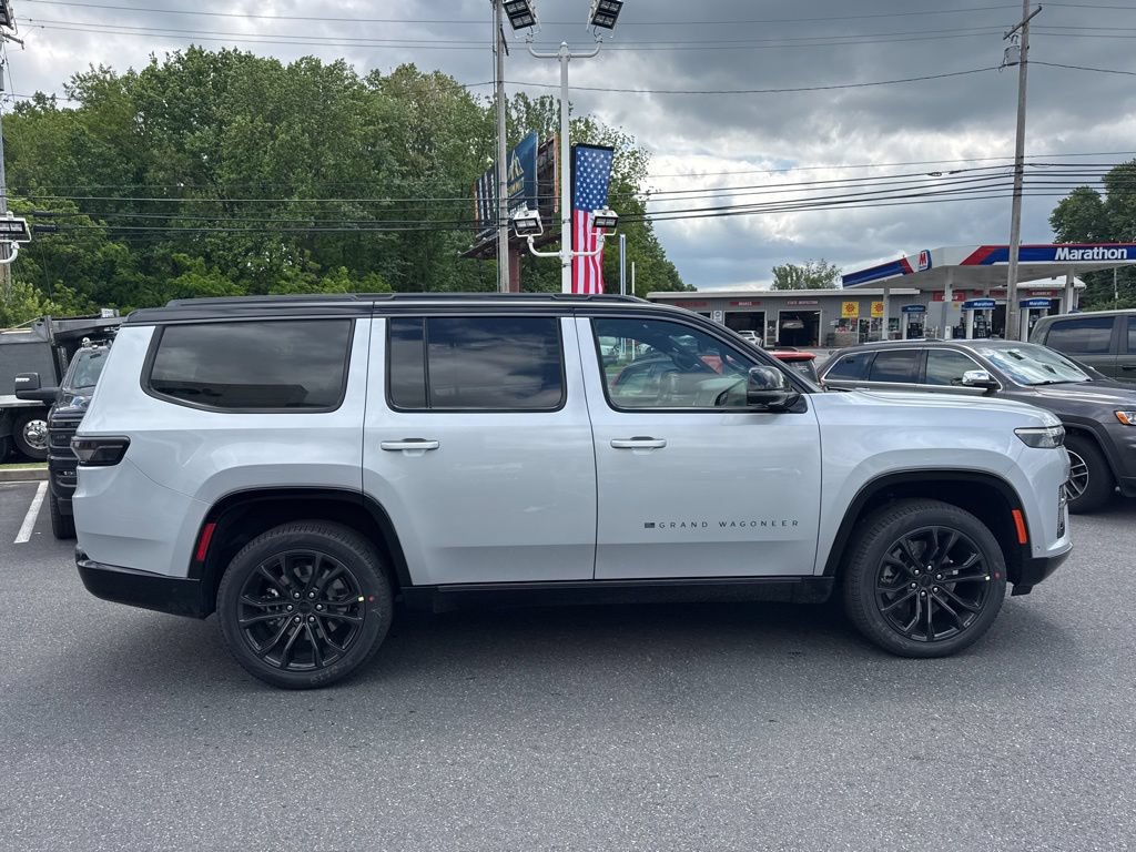 New 2026 Jeep Grand Wagoneer Summit AWD/4WD image 4