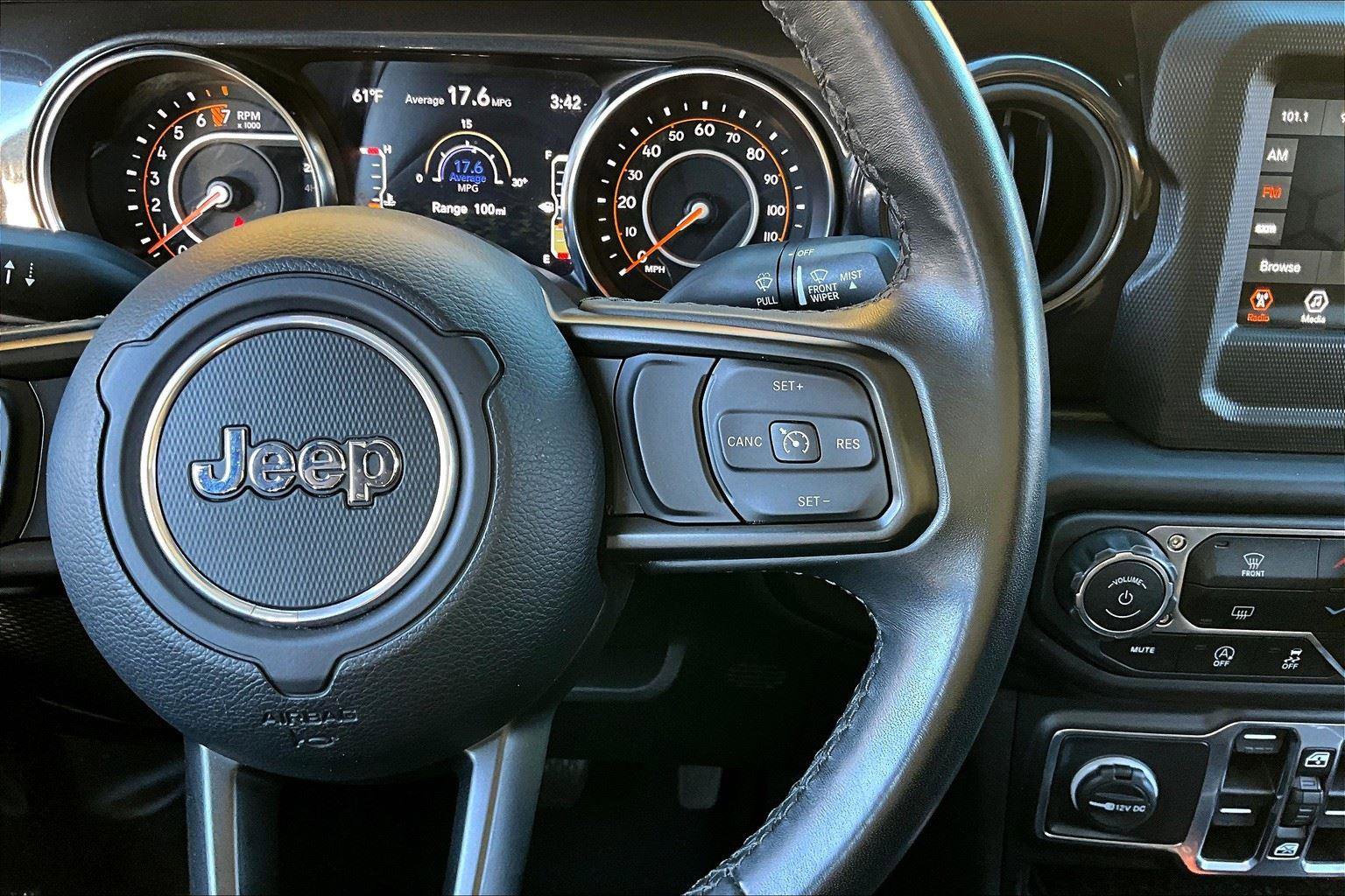 Used 2022 Jeep Gladiator Sport image 20