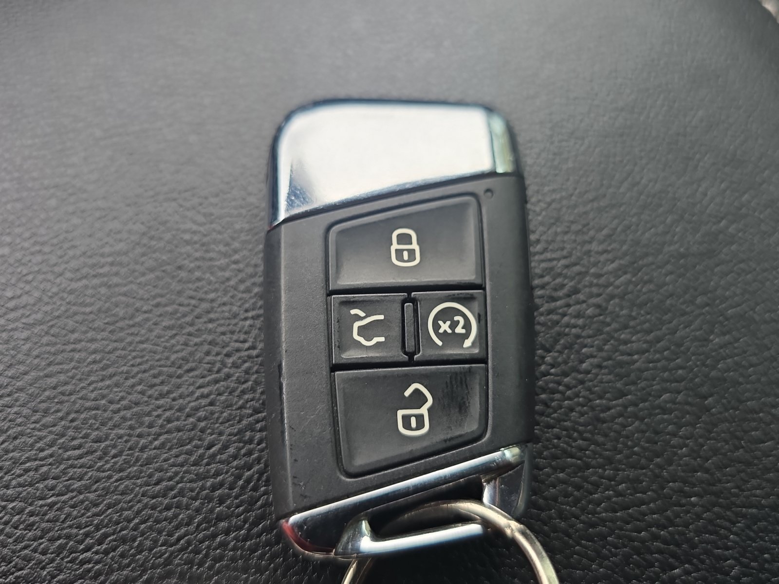 Used 2023 Volkswagen Atlas SE w/ Black Wheel Package FWD image 29