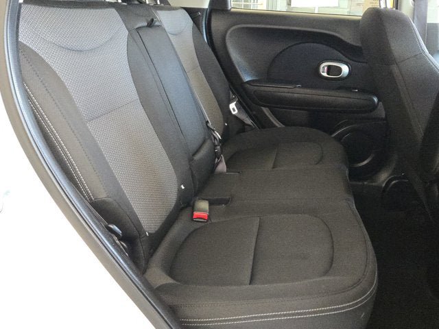 Used 2018 Kia Soul + FWD image 8