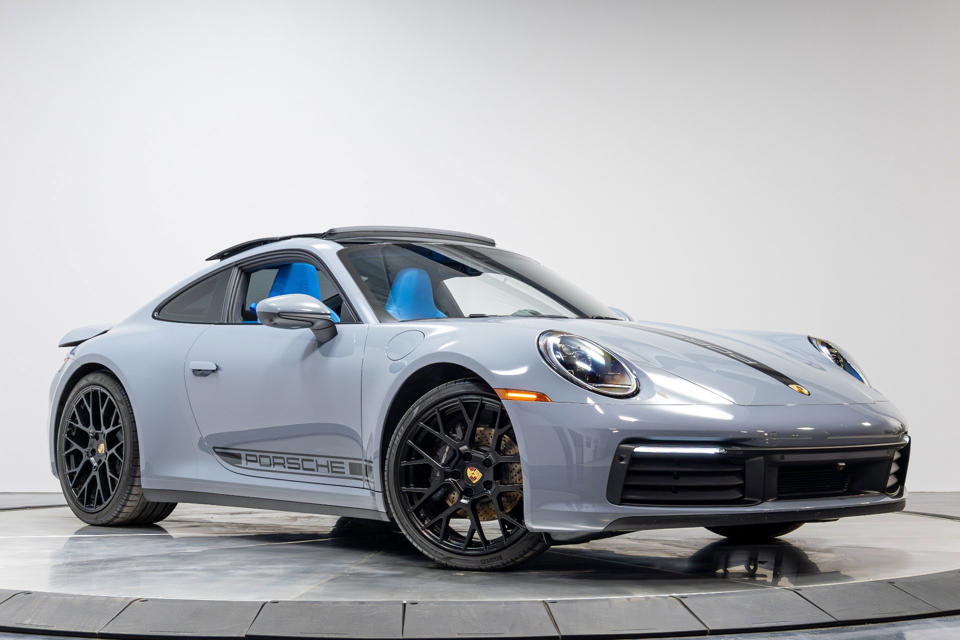 Used 2024 Porsche 911 Carrera image 51