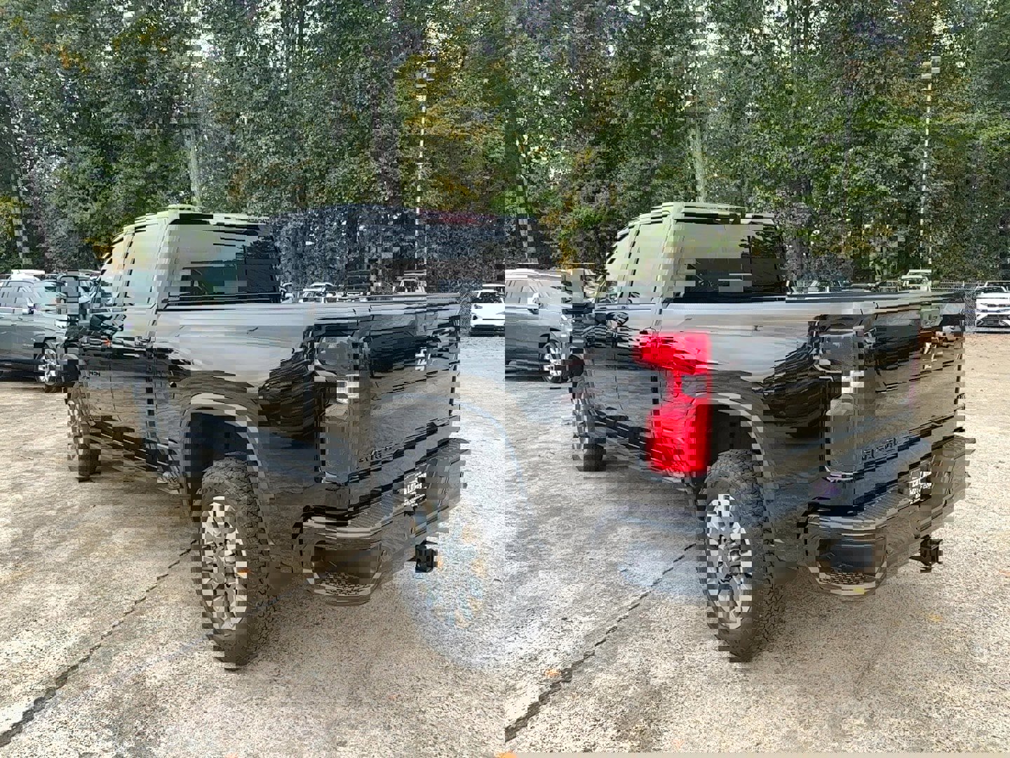 Used 2022 Chevrolet Silverado 2500 LTZ w/ LTZ Plus Package image 7