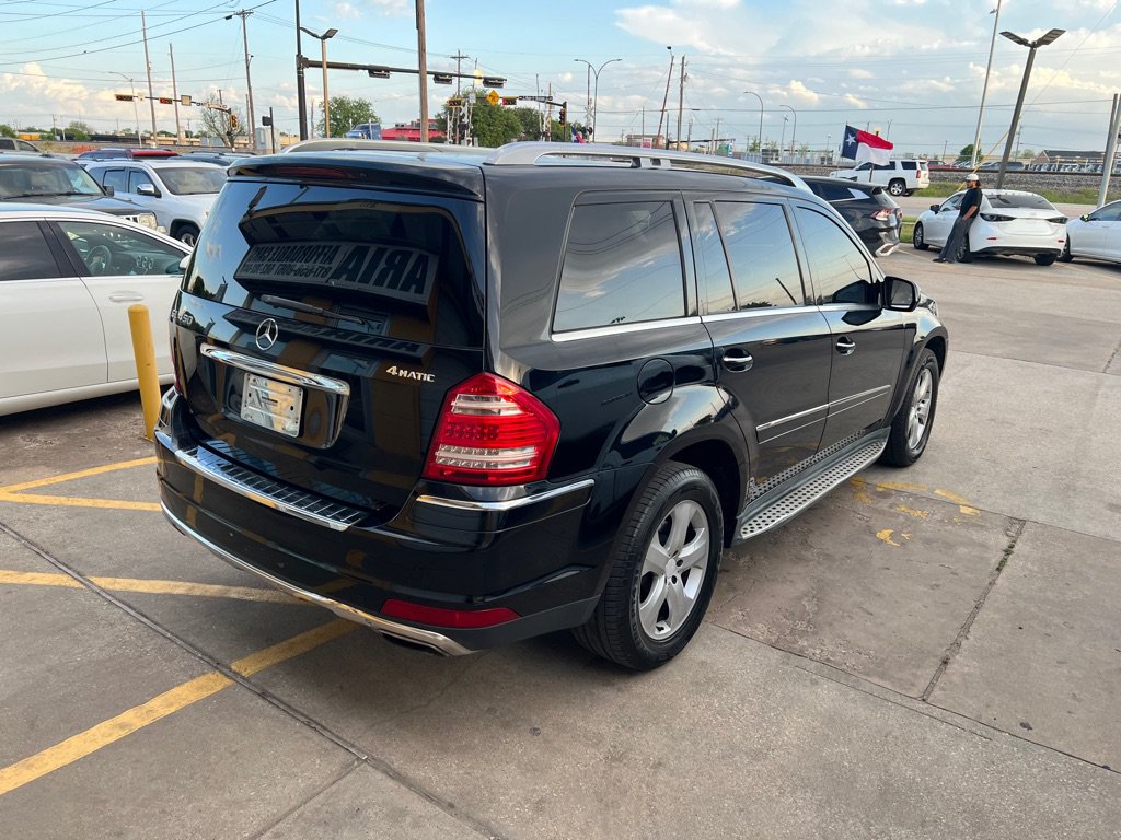 Used 2010 Mercedes-Benz GL 450 4MATIC image 5