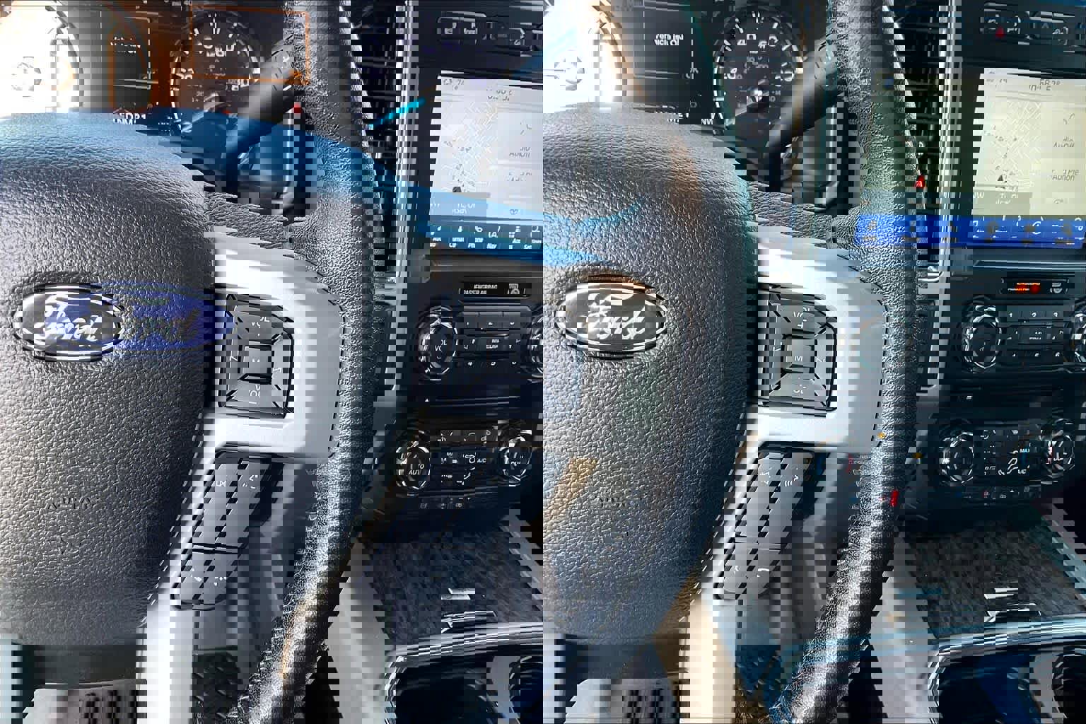 Used 2018 Ford F250 Lariat w/ Lariat Ultimate Package image 22