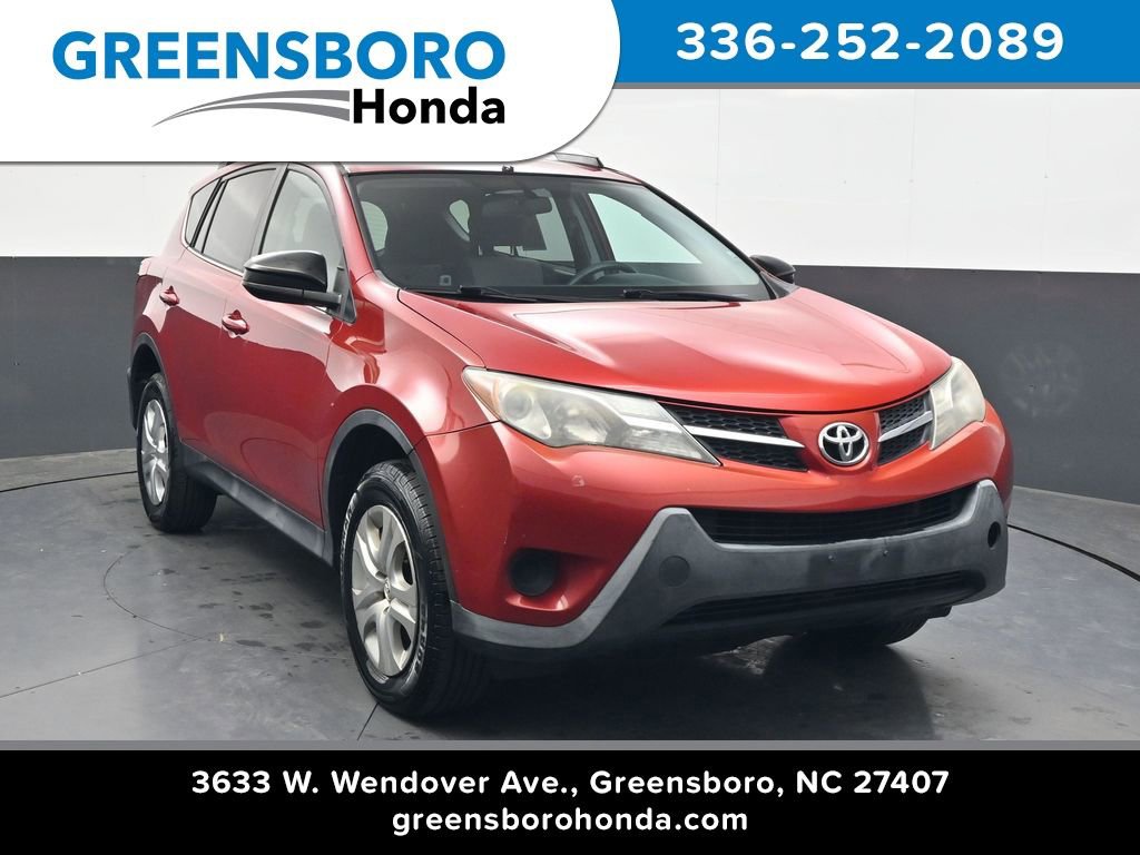 Used 2015 Toyota RAV4 LE image 1