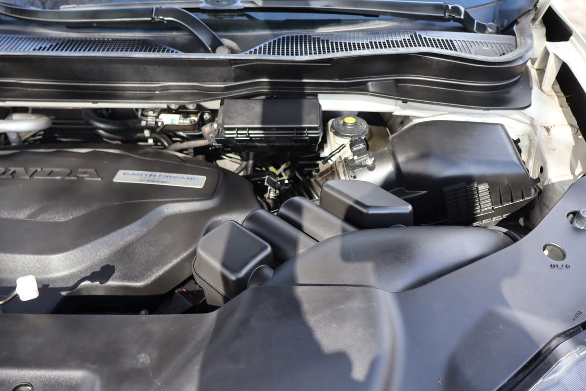 Used 2016 Honda Pilot Elite image 43