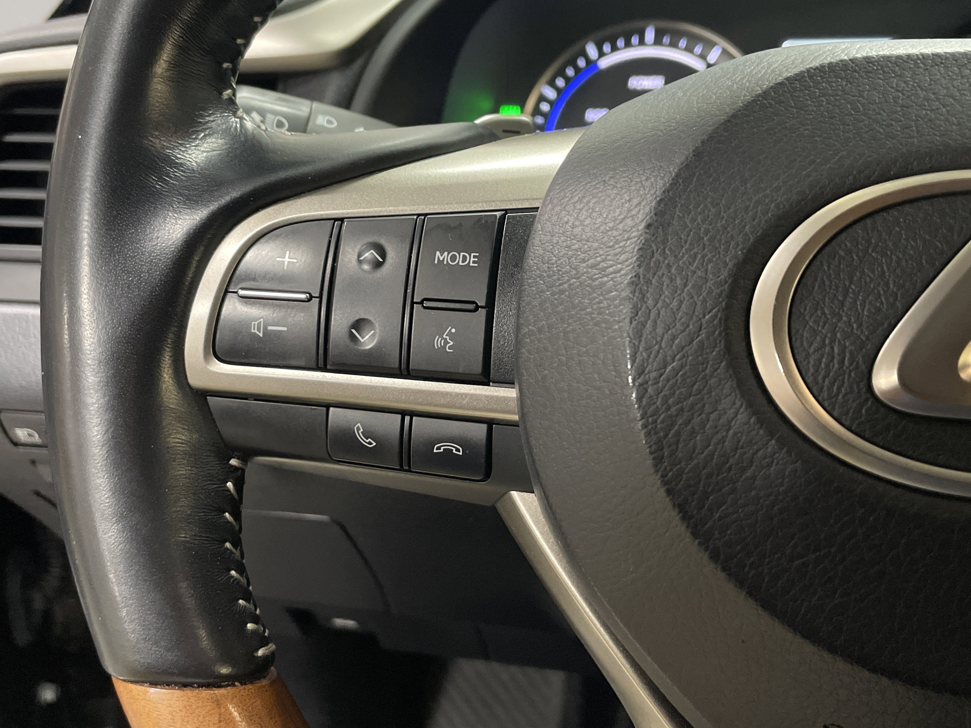 Used 2020 Lexus RX 450hL RX 450hL image 19