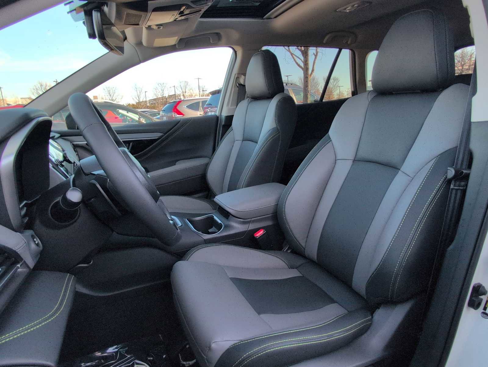 Certified 2025 Subaru Outback Onyx Edition XT image 17