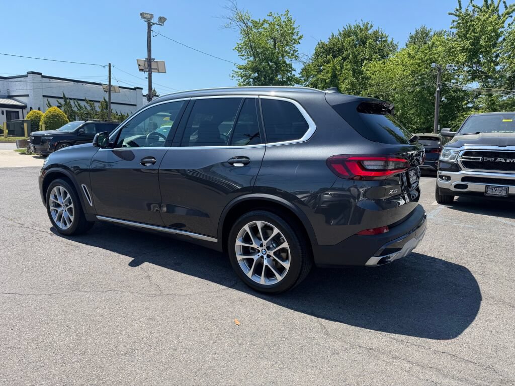 Used 2022 BMW X5 xDrive40i AWD/4WD image 5