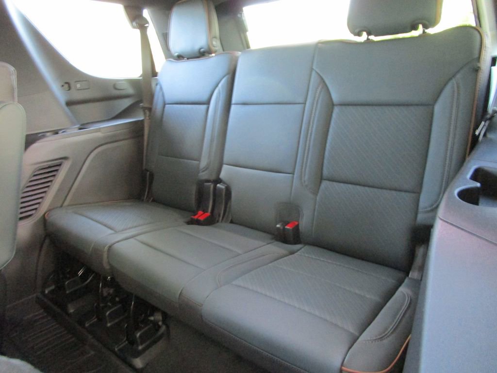 New 2026 GMC Yukon AT4 w/ AT4 Premium Plus Package image 19