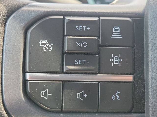 Used 2025 Ford F150 XLT w/ Equipment Group 302A MID AWD/4WD image 9