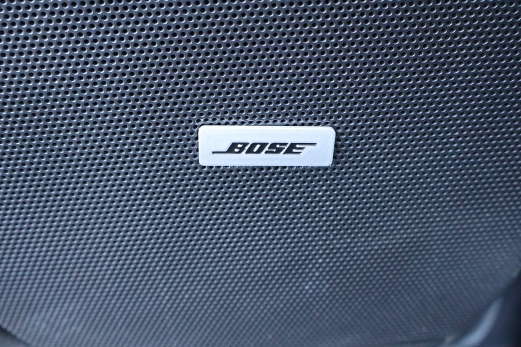 Used 2025 Cadillac XT6 Premium Luxury image 18