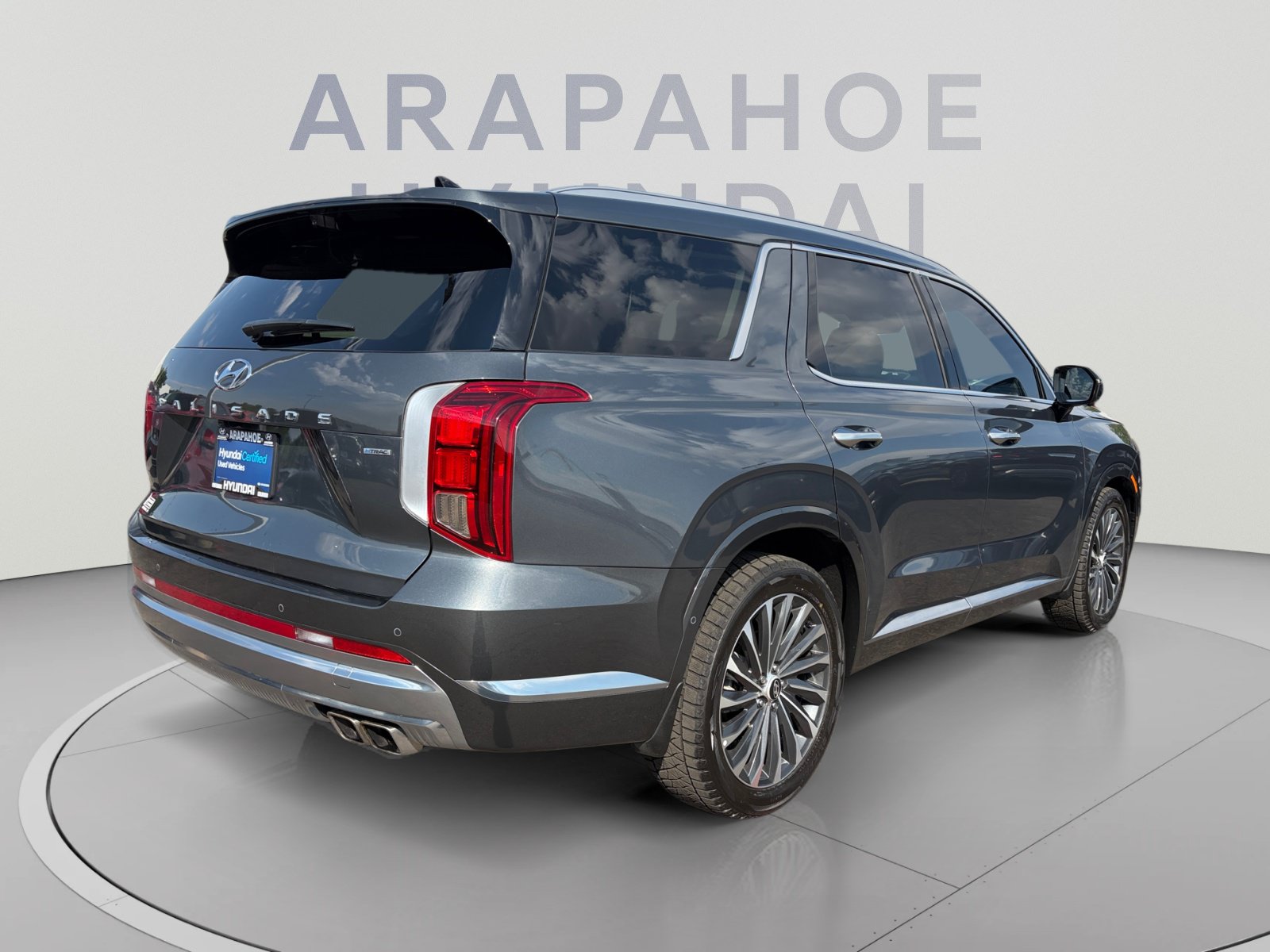 Used 2023 Hyundai Palisade Calligraphy w/ Winter Package AWD/4WD image 5