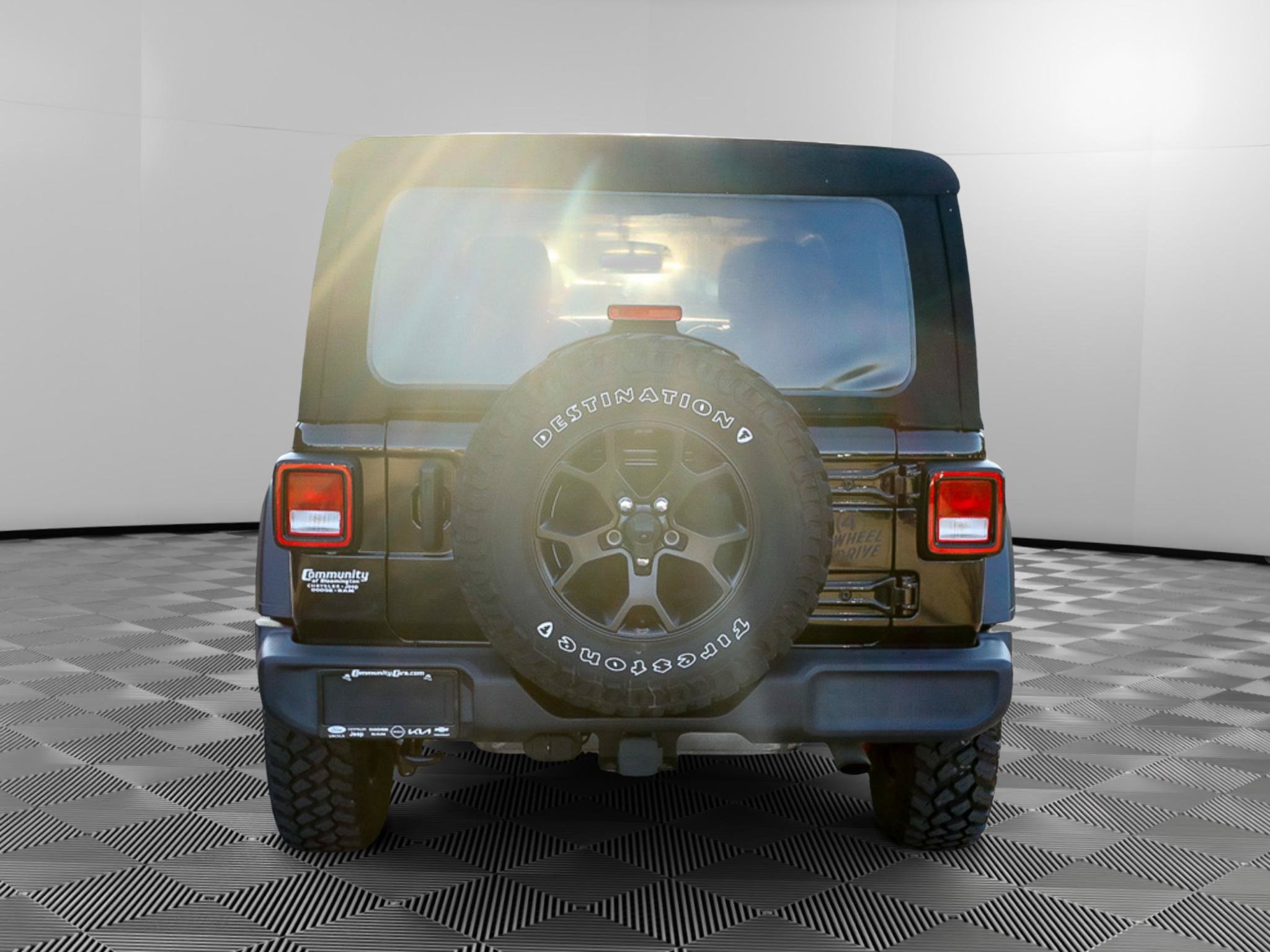 Used 2021 Jeep Wrangler Unlimited Sport AWD/4WD image 5