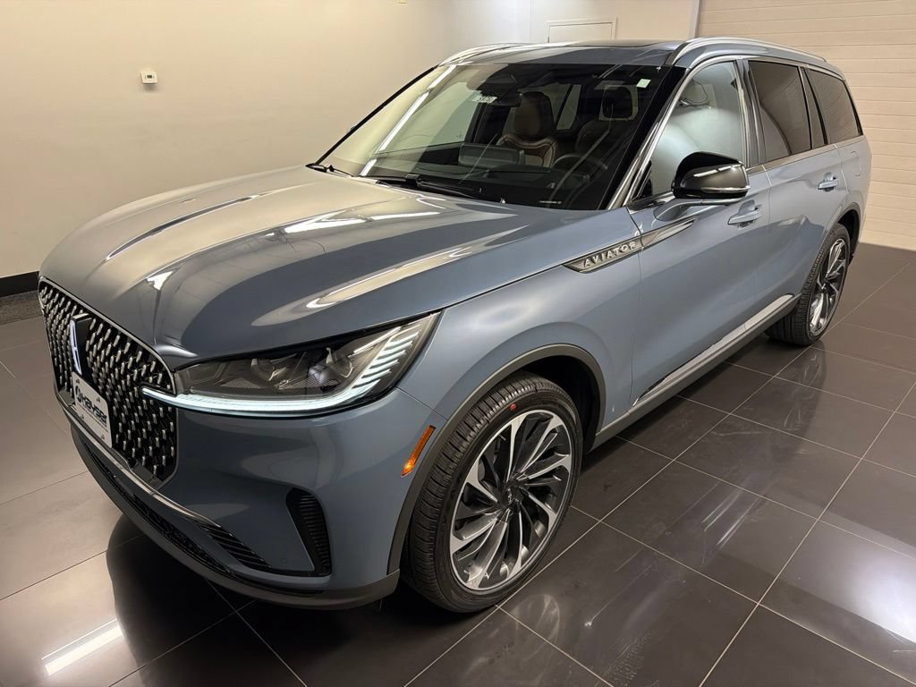 New 2026 Lincoln Aviator Reserve AWD/4WD image 3