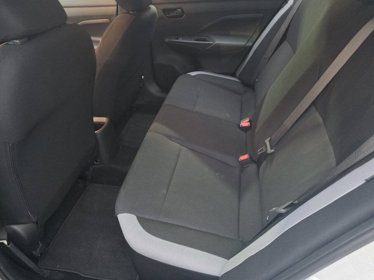 Used 2025 Nissan Versa S w/ Trunk Package FWD image 14