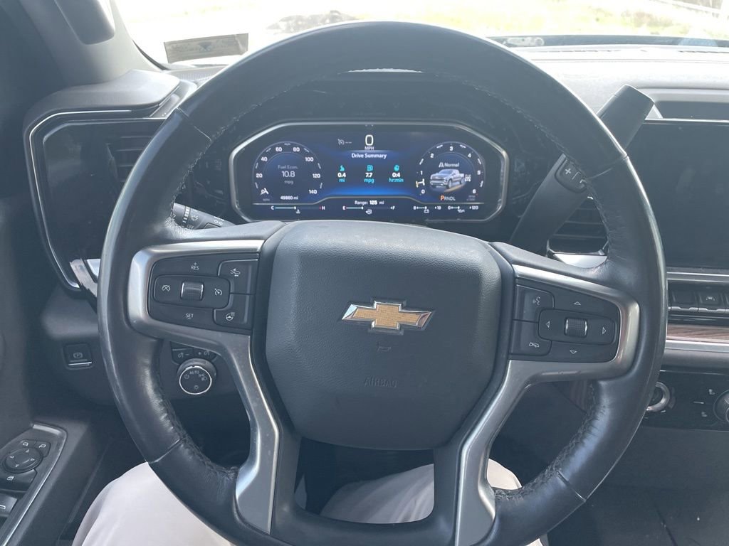 Used 2022 Chevrolet Silverado 1500 LT image 17