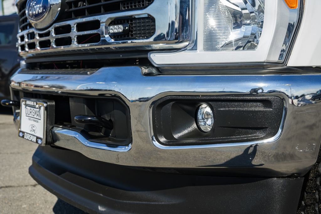 Used 2023 Ford F350 XL w/ Snow Plow Prep Package image 17