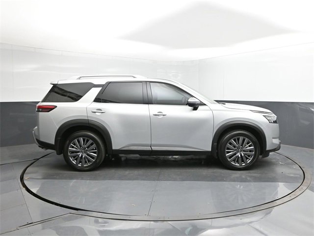 Used 2025 Nissan Pathfinder SL w/ SL Premium Package image 26