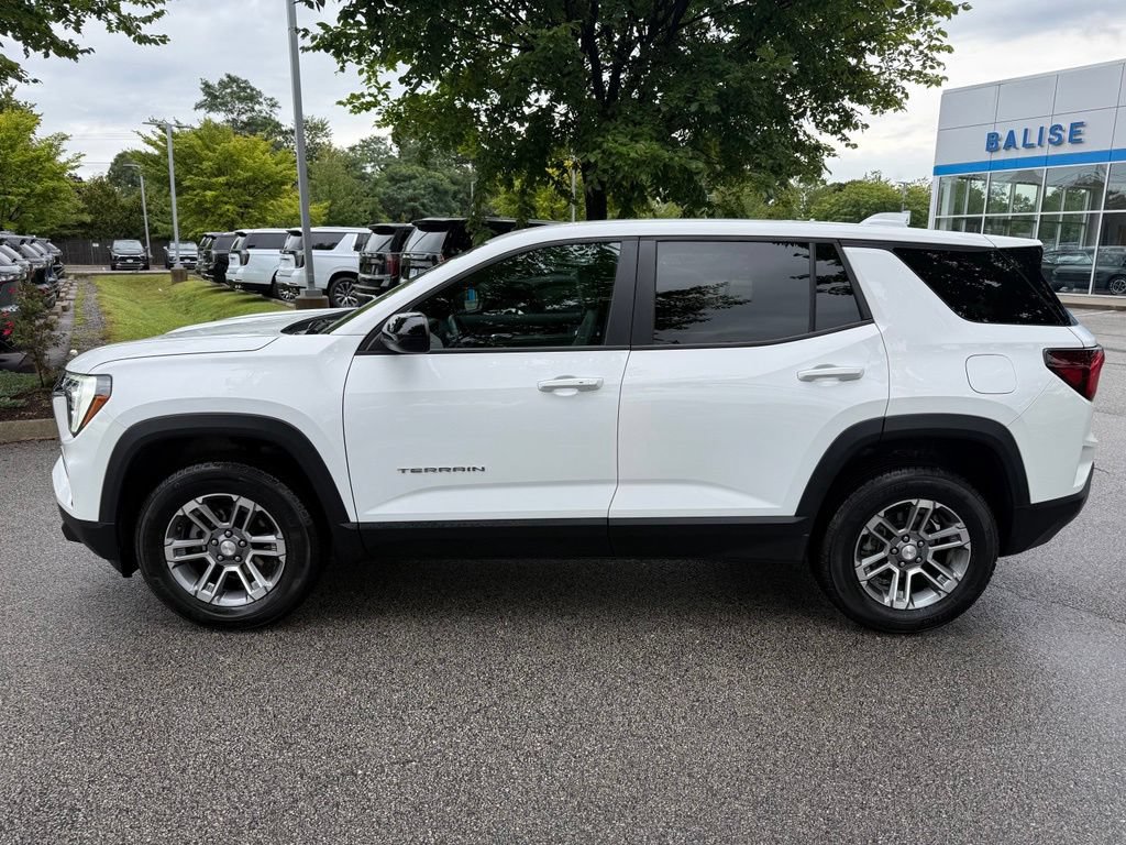 Used 2026 GMC Terrain Elevation AWD/4WD image 2