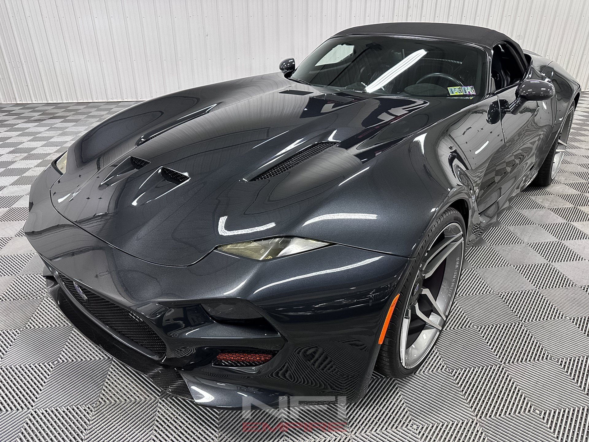 Used 2014 SRT Viper GTS w/ GTS Laguna Interior Package RWD image 6