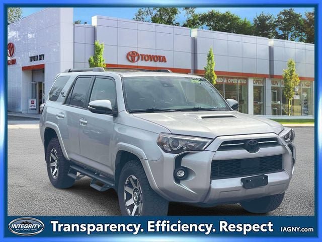 Certified 2022 Toyota 4Runner TRD Off-Road Premium AWD/4WD image 1